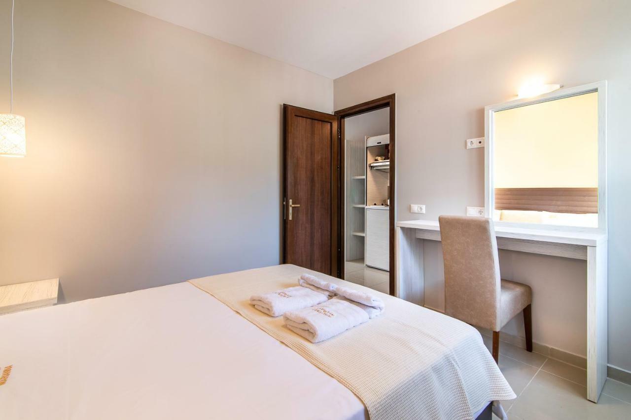 Luxury Apartments Marianna Neos Marmaras Eksteriør bilde